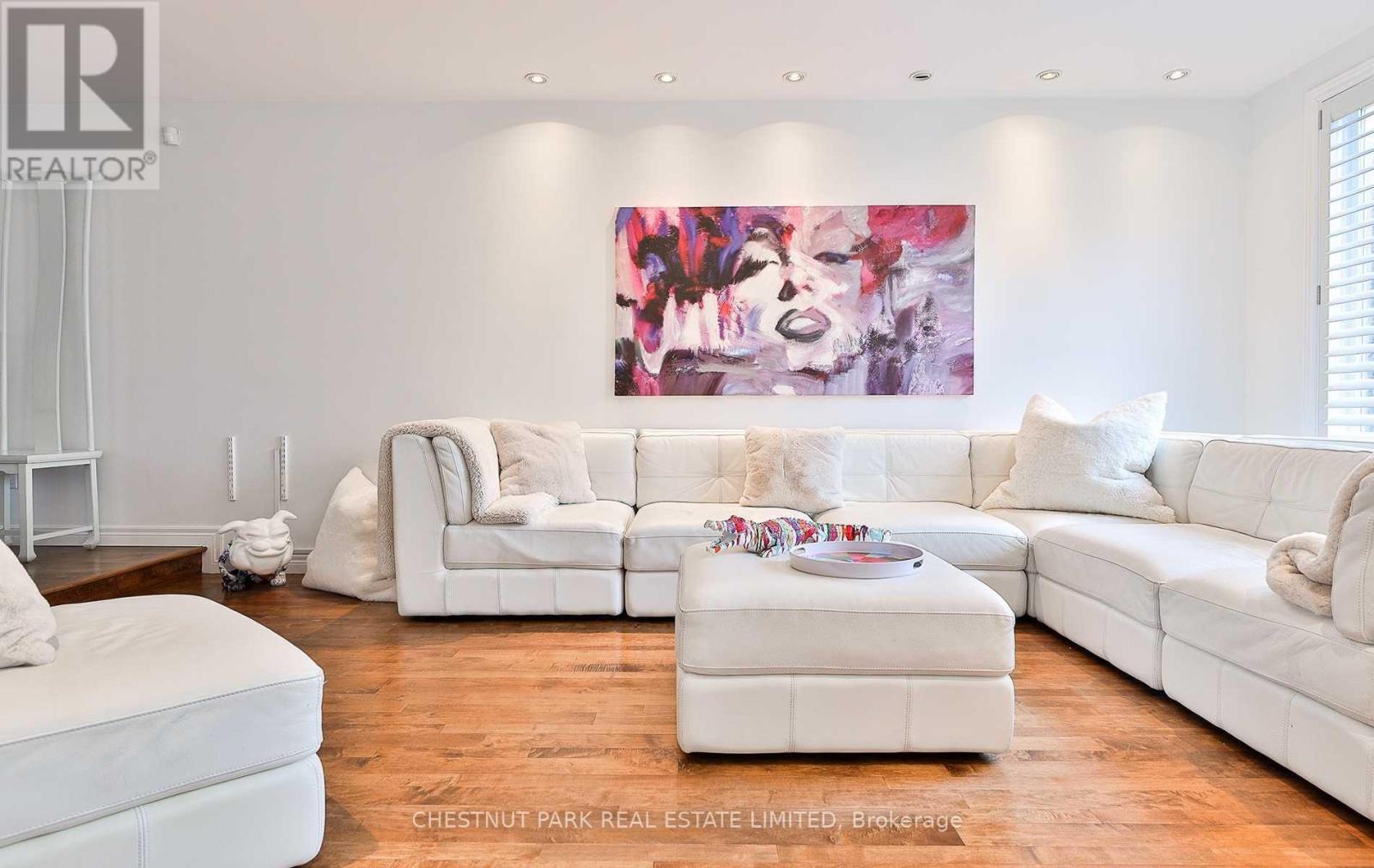 108 Belmont Street, Toronto, Ontario  M5R 1P8 - Photo 4 - C14098544