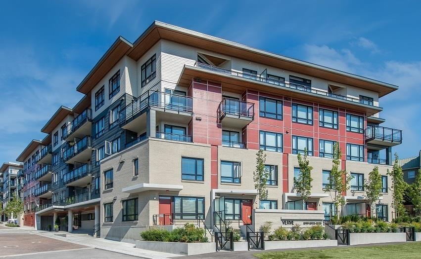 2** 13931 FRASER HIGHWAY