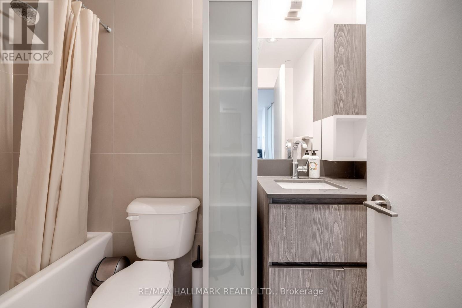 1106 - 15 Baseball Place, Toronto, Ontario M4M 0E6 - Photo 13 - E14098380