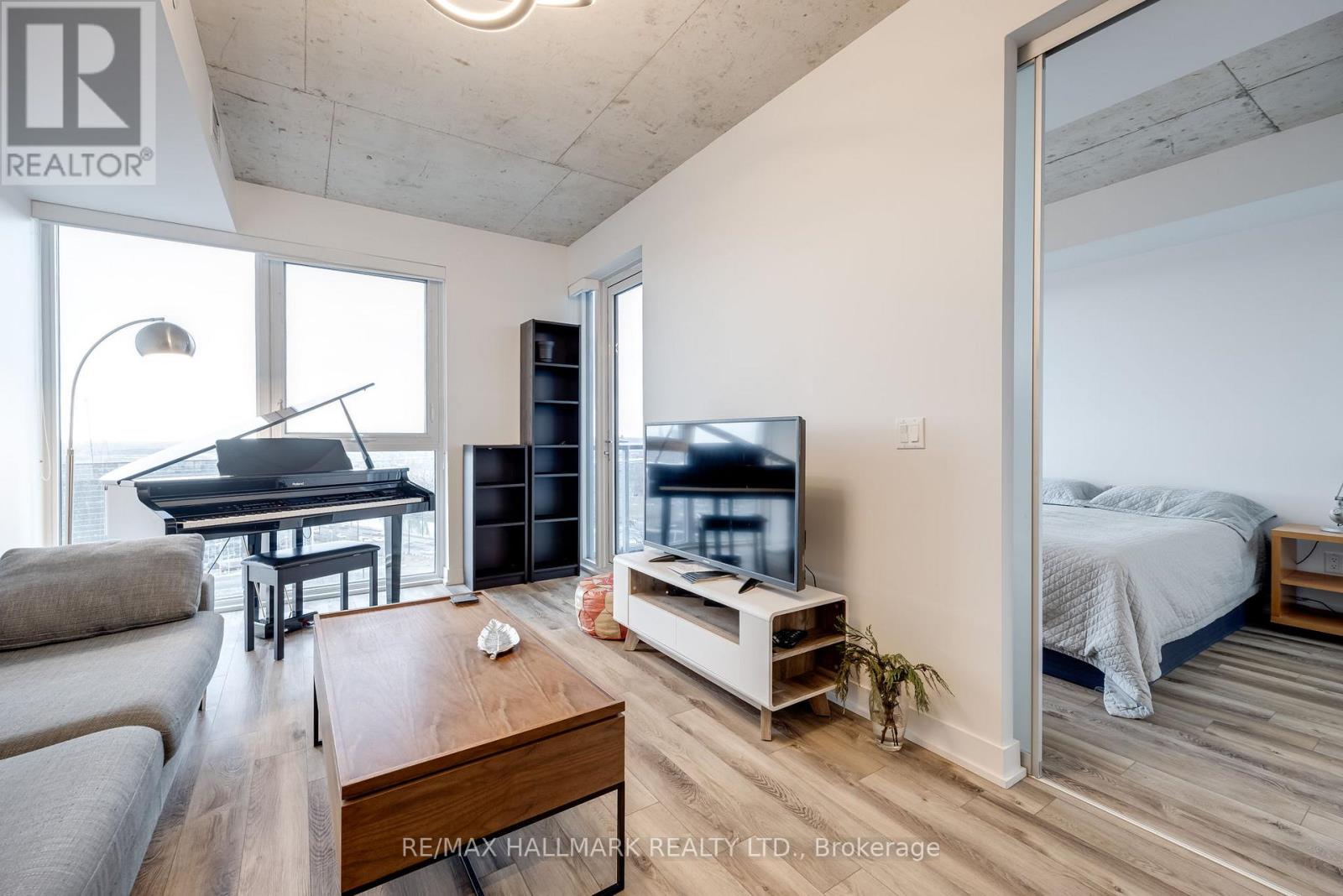 1106 - 15 Baseball Place, Toronto, Ontario M4M 0E6 - Photo 4 - E14098380