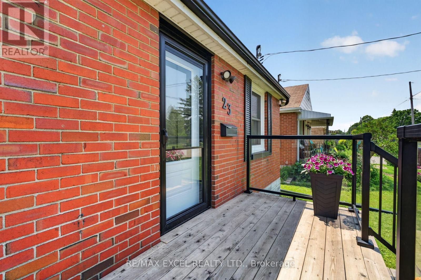 23 Kawartha Avenue, Oshawa, Ontario L1H 3Y7 - Photo 5 - E14098402
