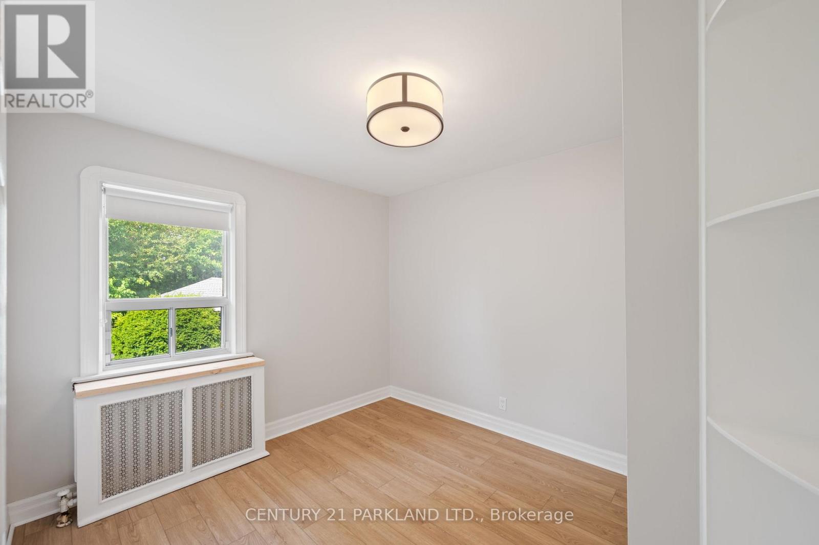 6 Roblin Avenue, Toronto, Ontario M4C 3P8 - Photo 20 - E14098444