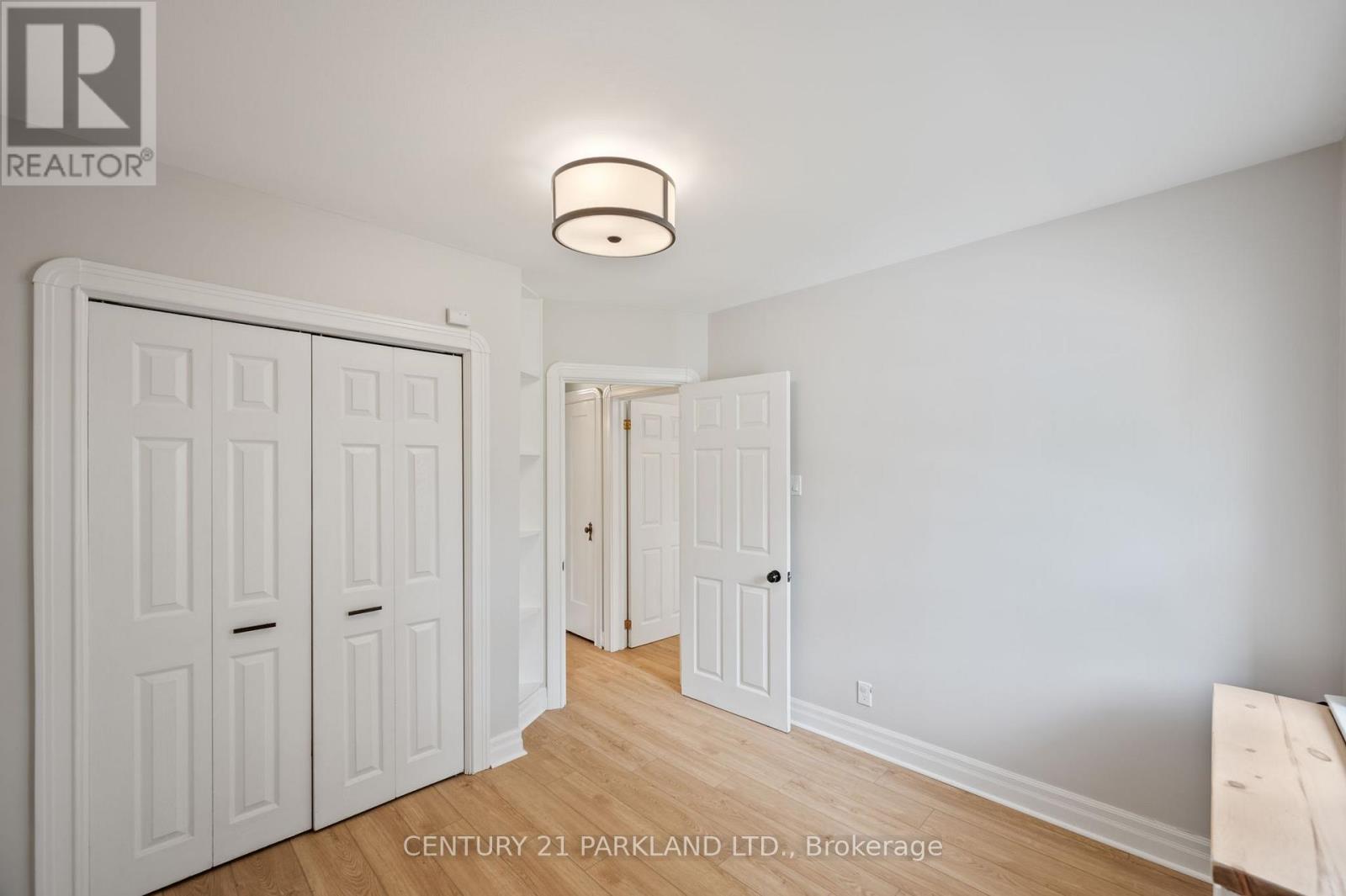 6 Roblin Avenue, Toronto, Ontario M4C 3P8 - Photo 22 - E14098444