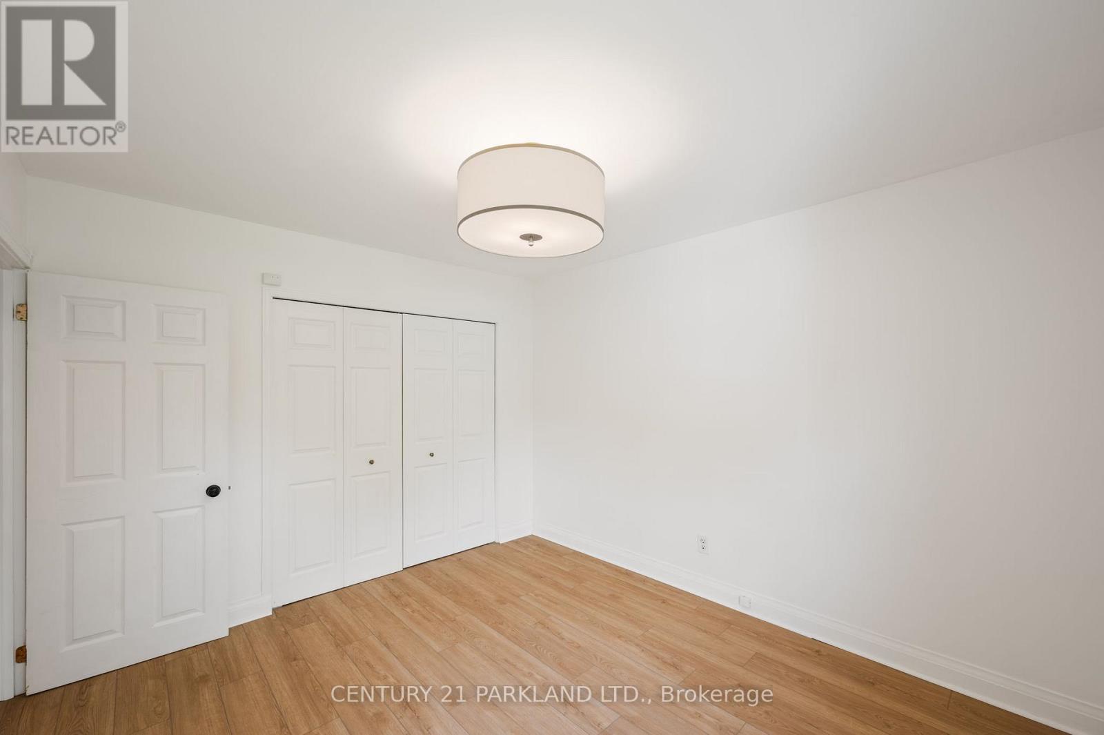 6 Roblin Avenue, Toronto, Ontario M4C 3P8 - Photo 25 - E14098444