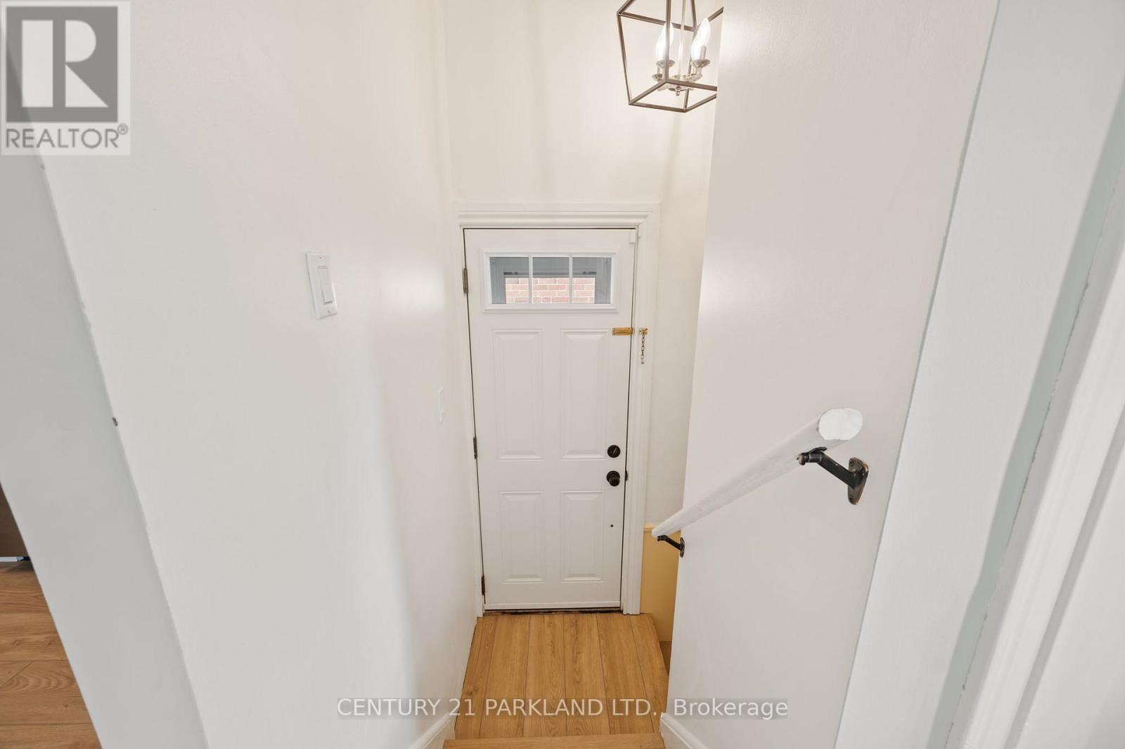 6 Roblin Avenue, Toronto, Ontario M4C 3P8 - Photo 30 - E14098444
