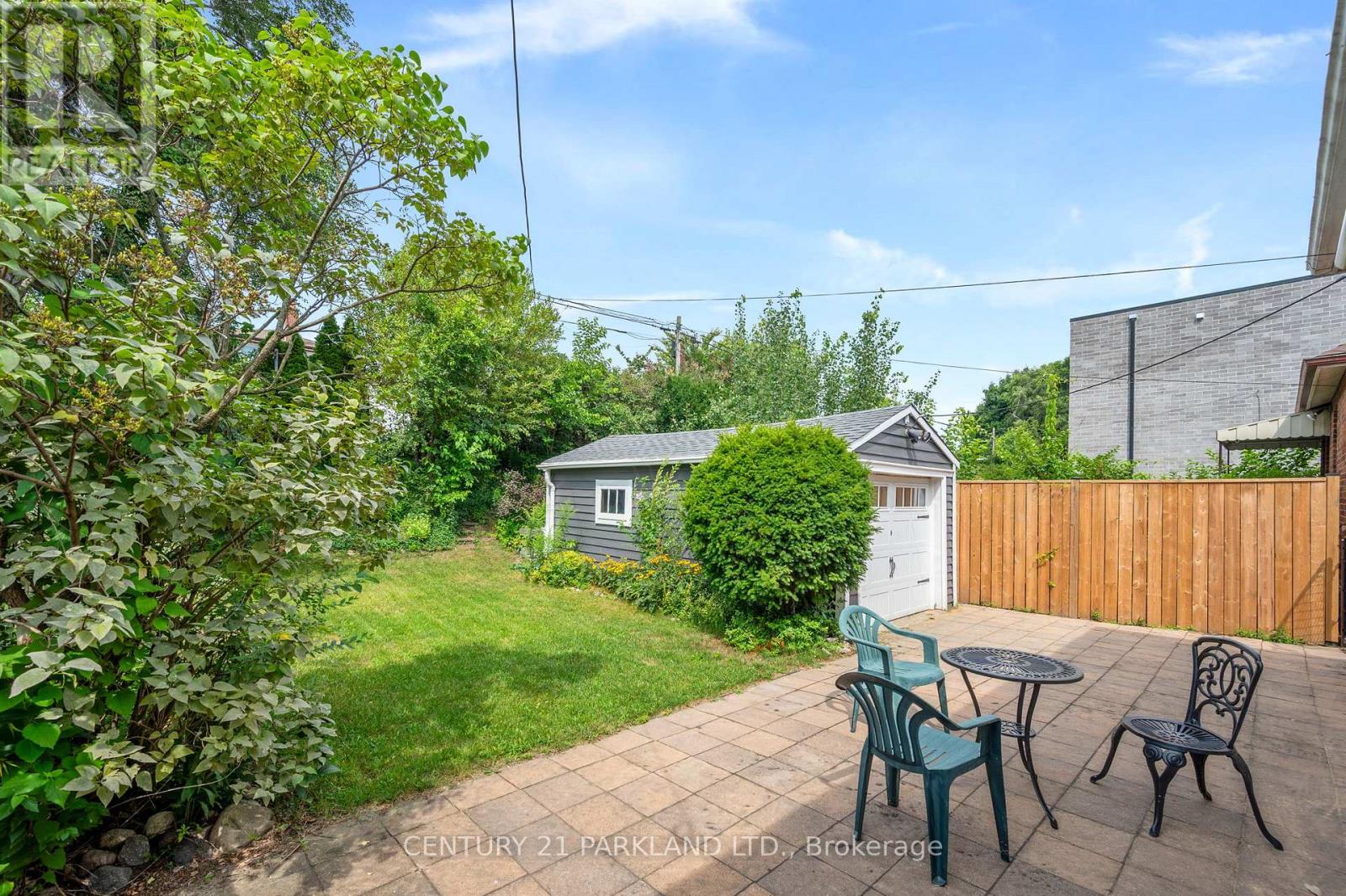 6 Roblin Avenue, Toronto, Ontario M4C 3P8 - Photo 38 - E14098444