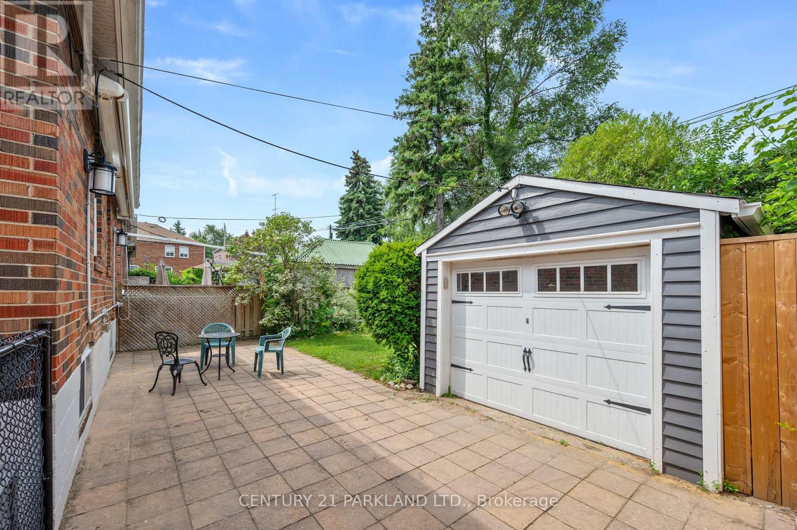 6 Roblin Avenue, Toronto, Ontario M4C 3P8 - Photo 40 - E14098444