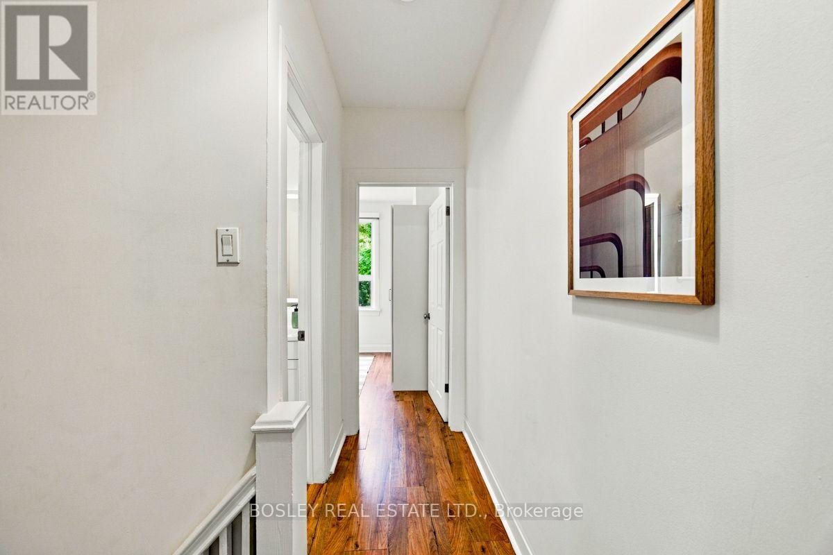158 Bastedo Avenue, Toronto (Woodbine Corridor), Ontario  M4C 3N1 - Photo 17 - E14098466