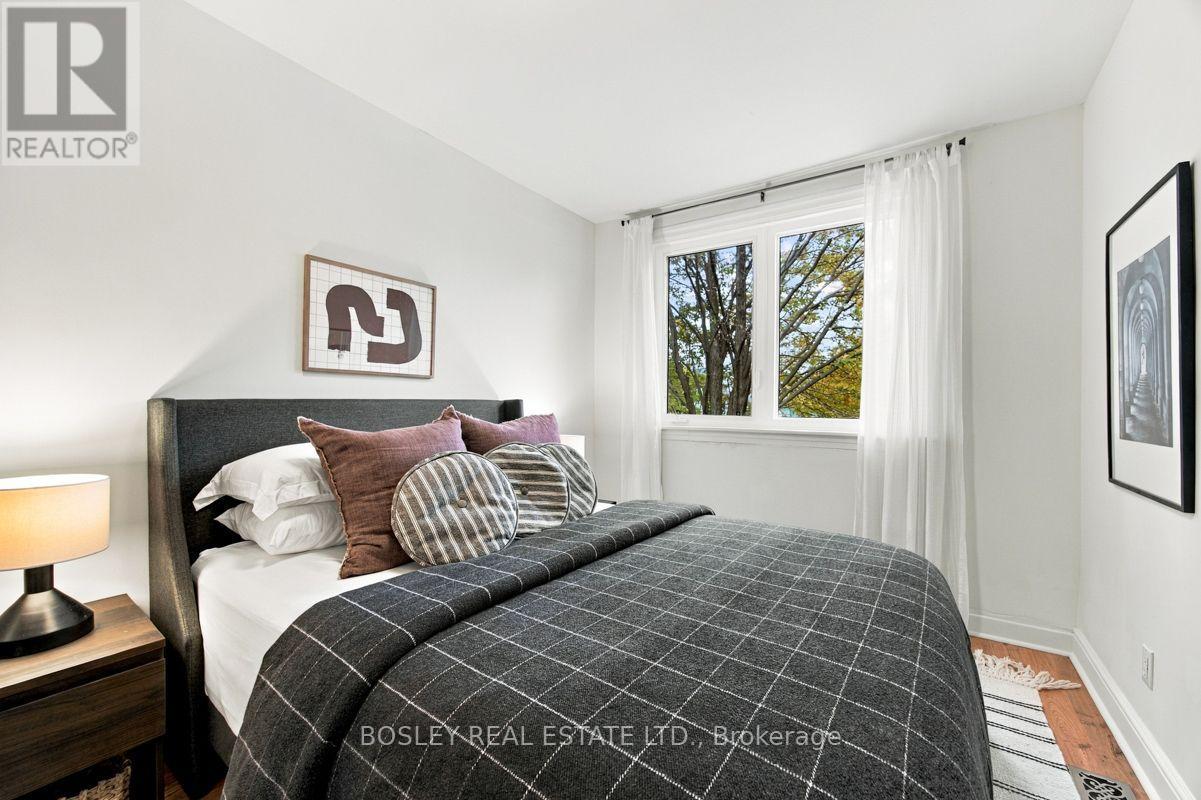 158 Bastedo Avenue, Toronto (Woodbine Corridor), Ontario  M4C 3N1 - Photo 19 - E14098466
