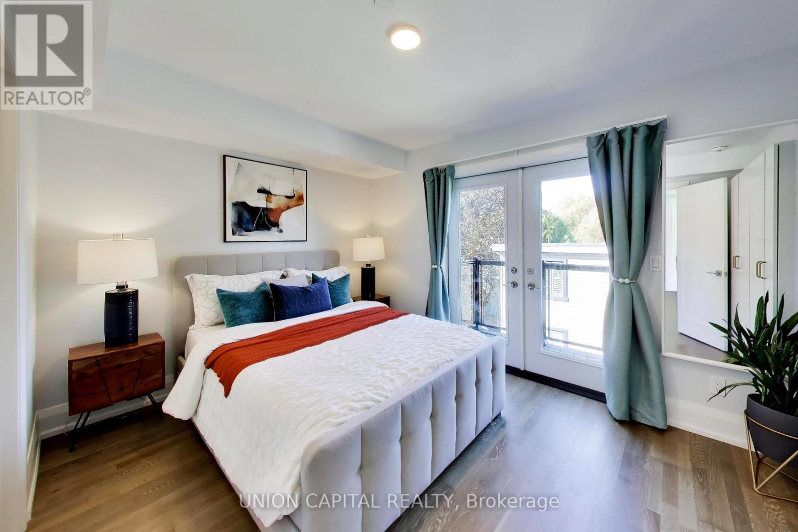 952 Dundas Street E, Toronto, Ontario  M4M 1R3 - Photo 22 - E14098502