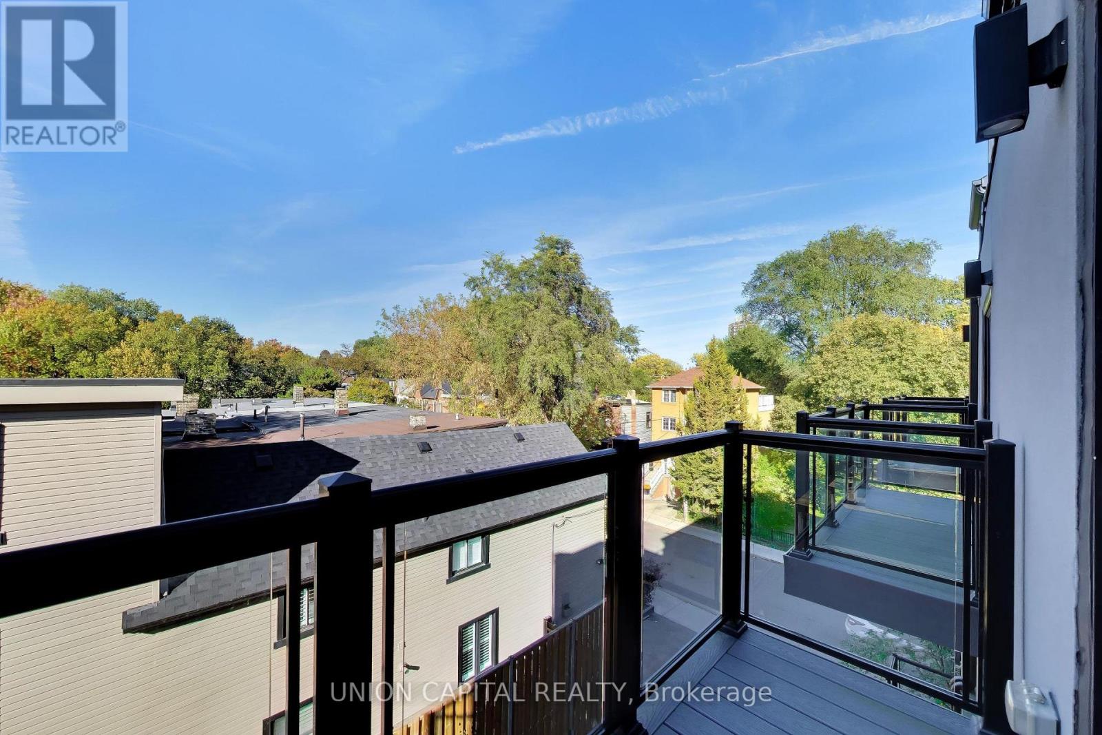 952 Dundas Street E, Toronto, Ontario  M4M 1R3 - Photo 29 - E14098502