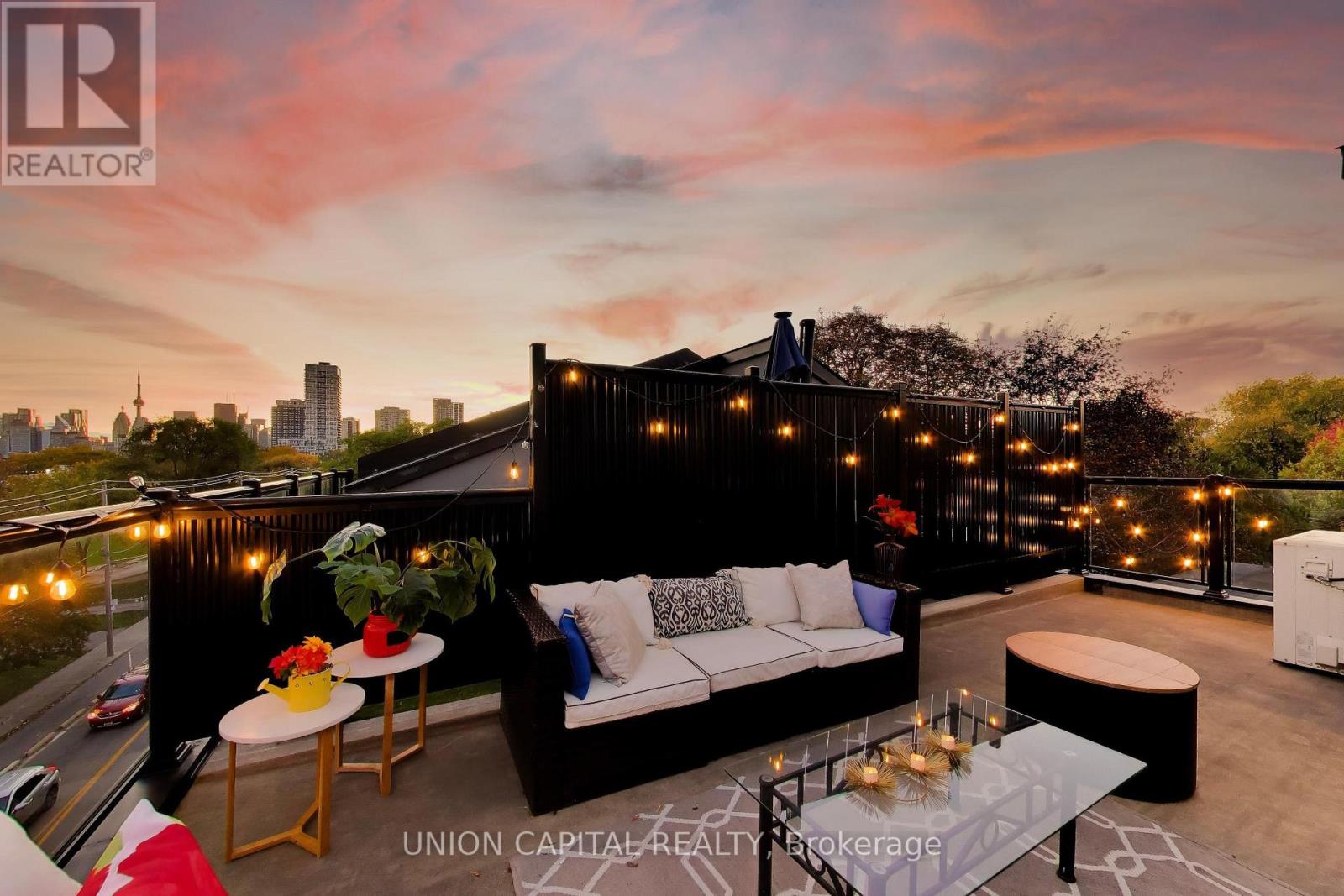 952 Dundas Street E, Toronto, Ontario  M4M 1R3 - Photo 36 - E14098502