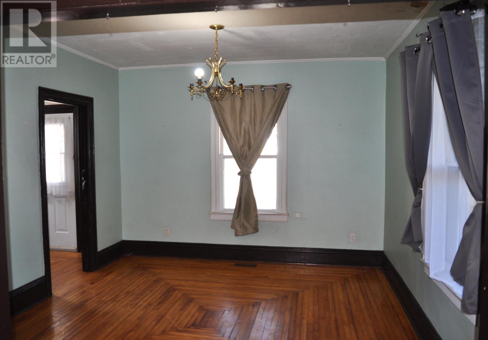 54 Centre Street, Truro, Nova Scotia  B2N 2K1 - Photo 7 - 202626236