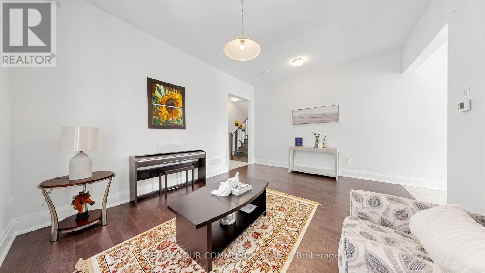 9 Backhouse Drive, Richmond Hill, Ontario  L4E 1M8 - Photo 15 - N14098372