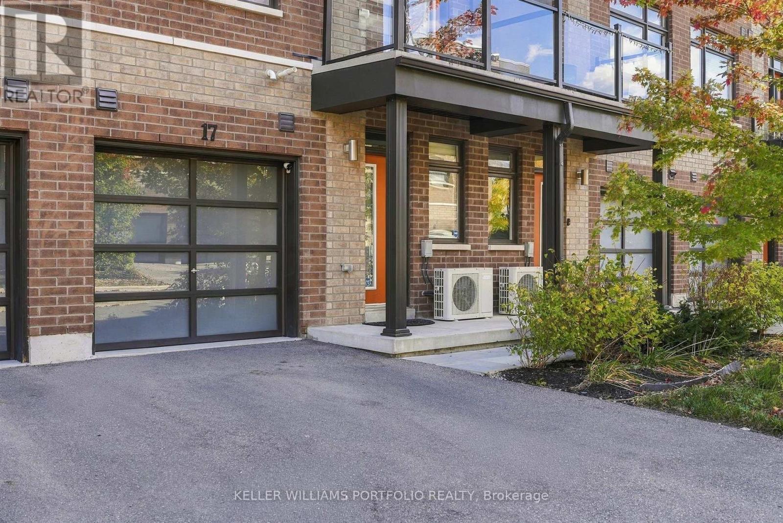 17 Hearne Street, Vaughan, Ontario  L4L 0L9 - Photo 5 - N14098504