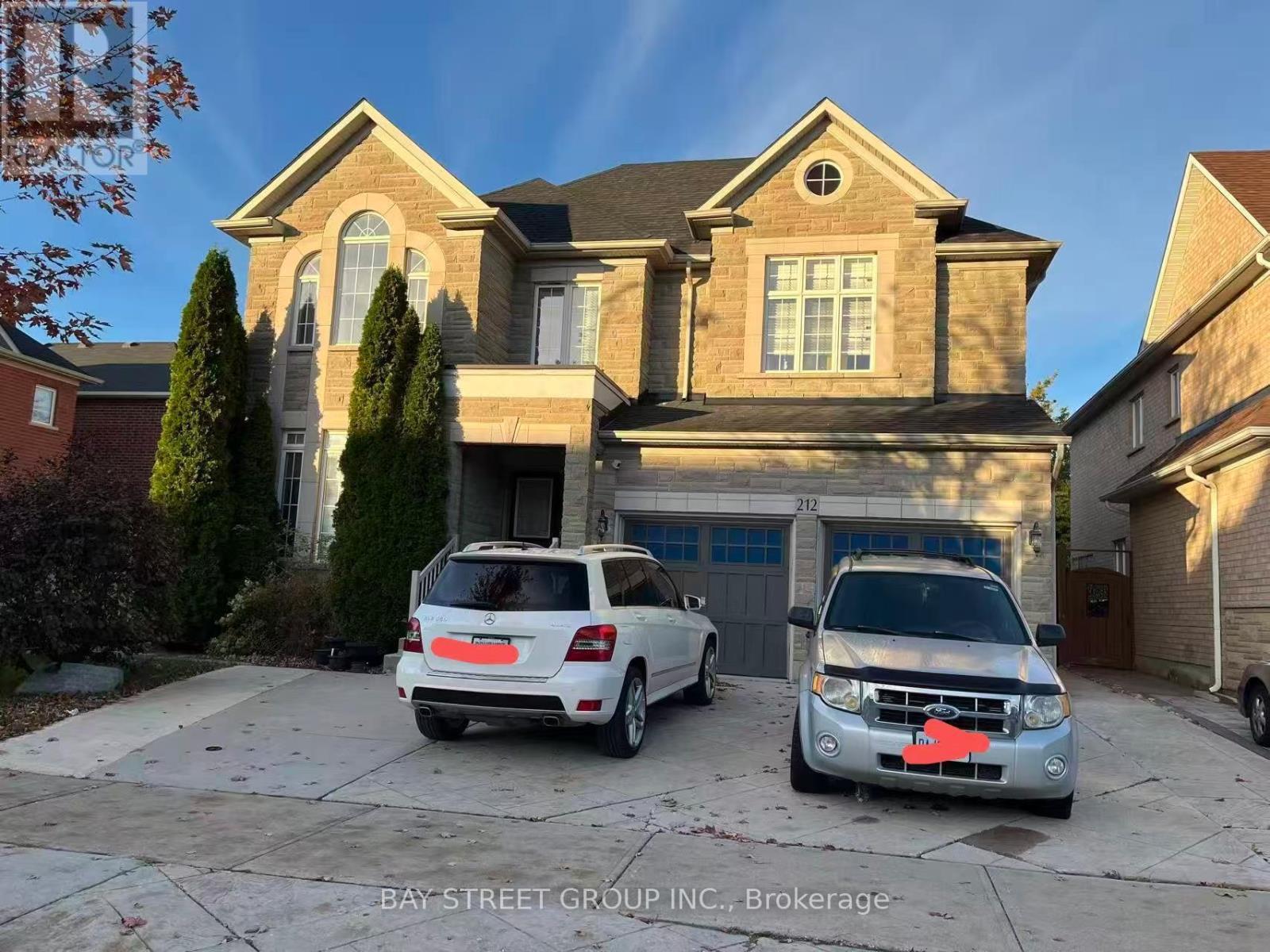 212 VELLORE PARK AVENUE, Vaughan, Ontario
