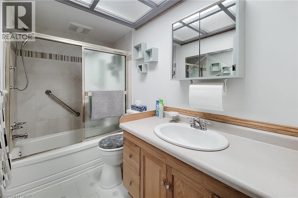 286 Mohawk Road W, Hamilton, Ontario  L9C 1W3 - Photo 18 - 40872405