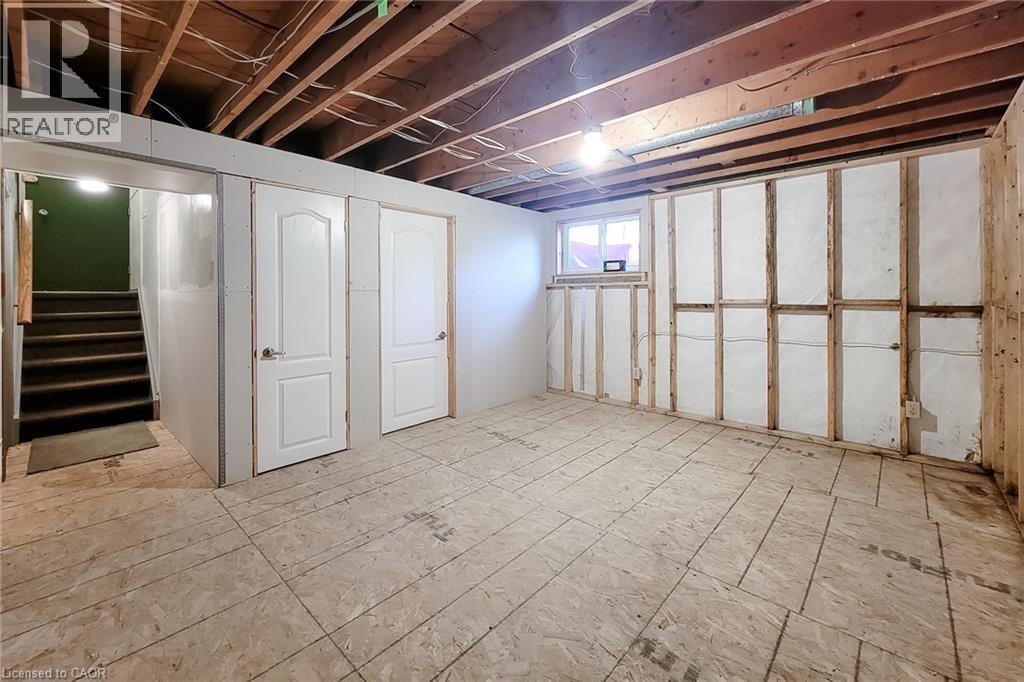 286 Mohawk Road W, Hamilton, Ontario  L9C 1W3 - Photo 22 - 40872405