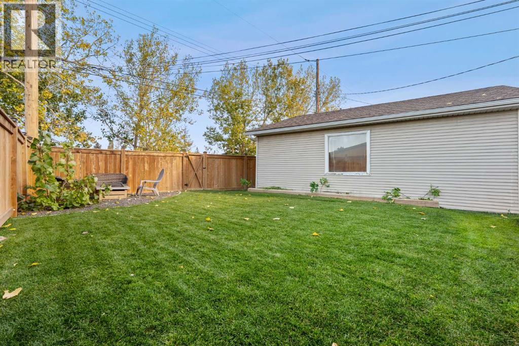 4420 Maryvale Road NE, Calgary, Alberta  T2A 2V2 - Photo 38 - A2352092