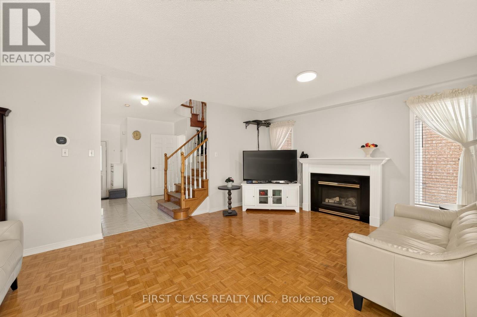 38 Pacific Wind Crescent, Brampton, Ontario  L6R 2B1 - Photo 9 - W14098430