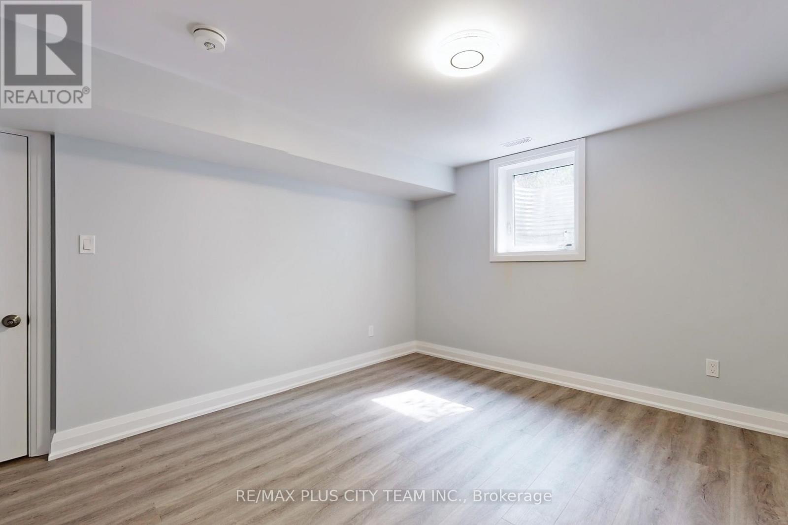 Bsmt - 31 Leacrest Street, Brampton, Ontario  L6S 3K5 - Photo 20 - W14098554