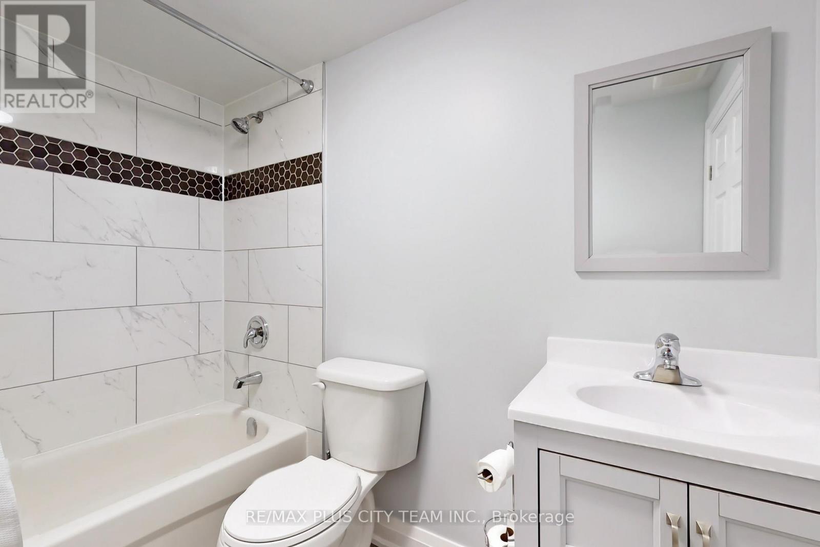 Bsmt - 31 Leacrest Street, Brampton, Ontario  L6S 3K5 - Photo 27 - W14098554