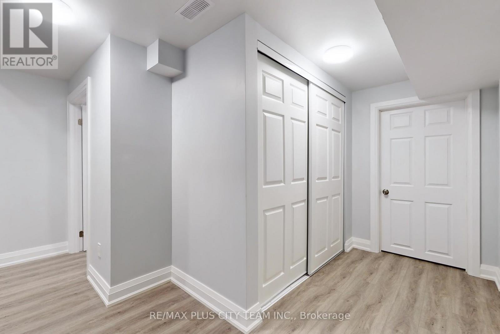 Bsmt - 31 Leacrest Street, Brampton, Ontario  L6S 3K5 - Photo 28 - W14098554