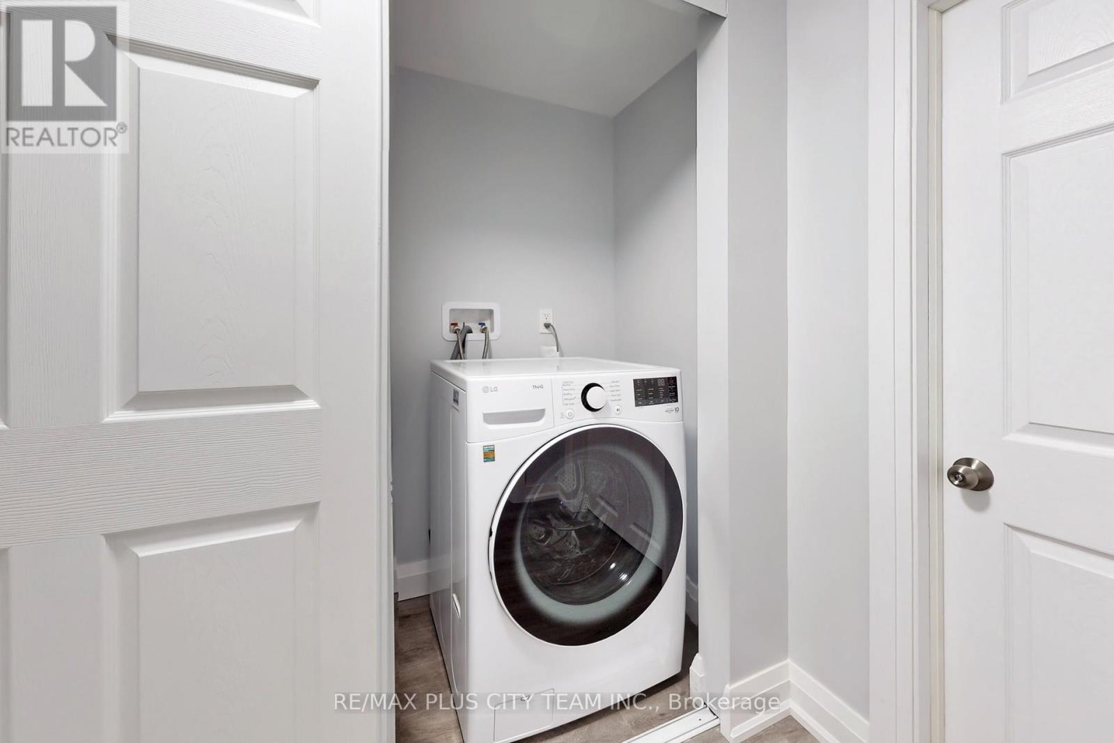 Bsmt - 31 Leacrest Street, Brampton, Ontario  L6S 3K5 - Photo 30 - W14098554