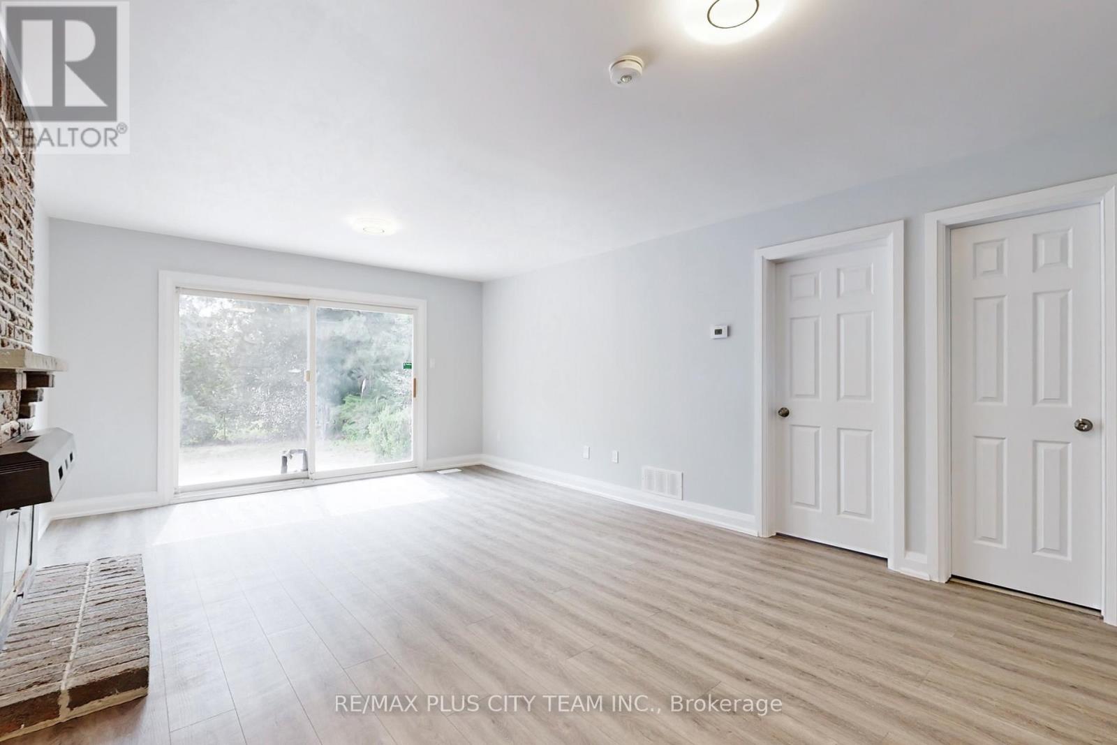 Bsmt - 31 Leacrest Street, Brampton, Ontario  L6S 3K5 - Photo 9 - W14098554