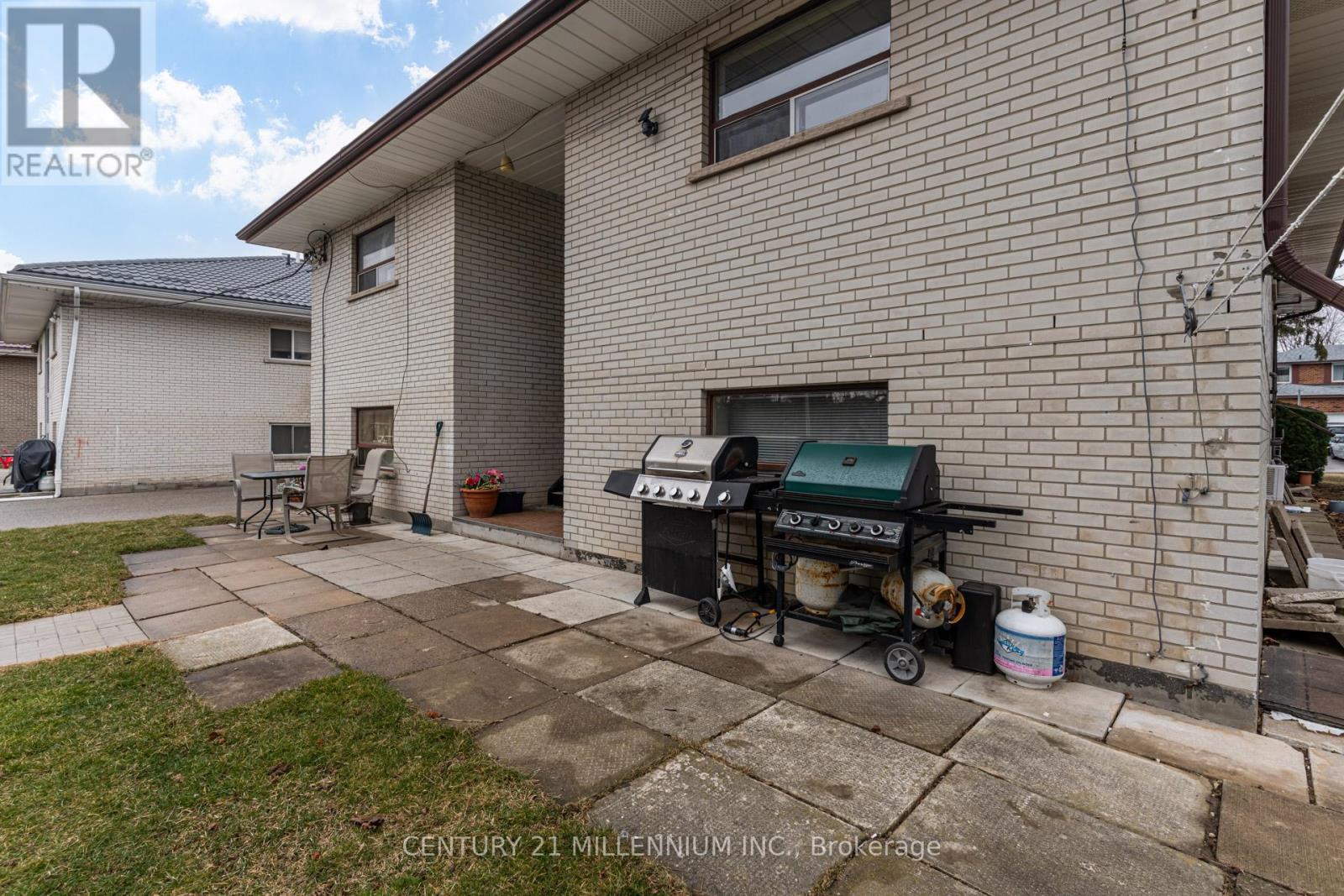 A - 41 English Street, Brampton, Ontario  L6X 1L5 - Photo 14 - W14098596