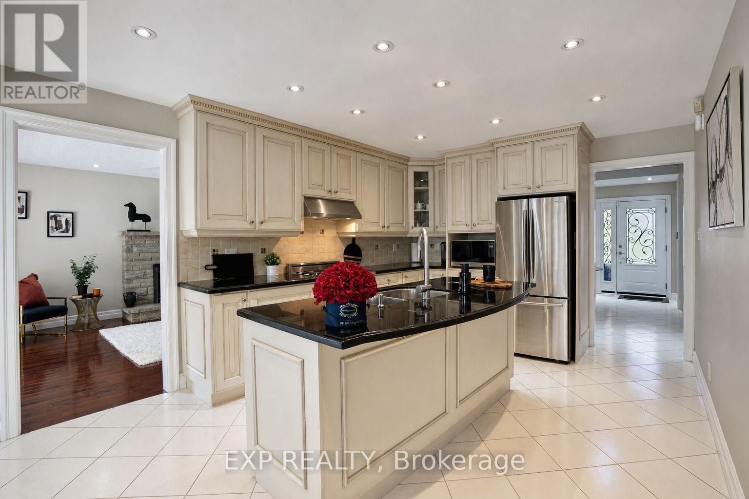 74 Henderson Drive, Whitby, Ontario  L1N 7Y8 - Photo 30 - E14098348