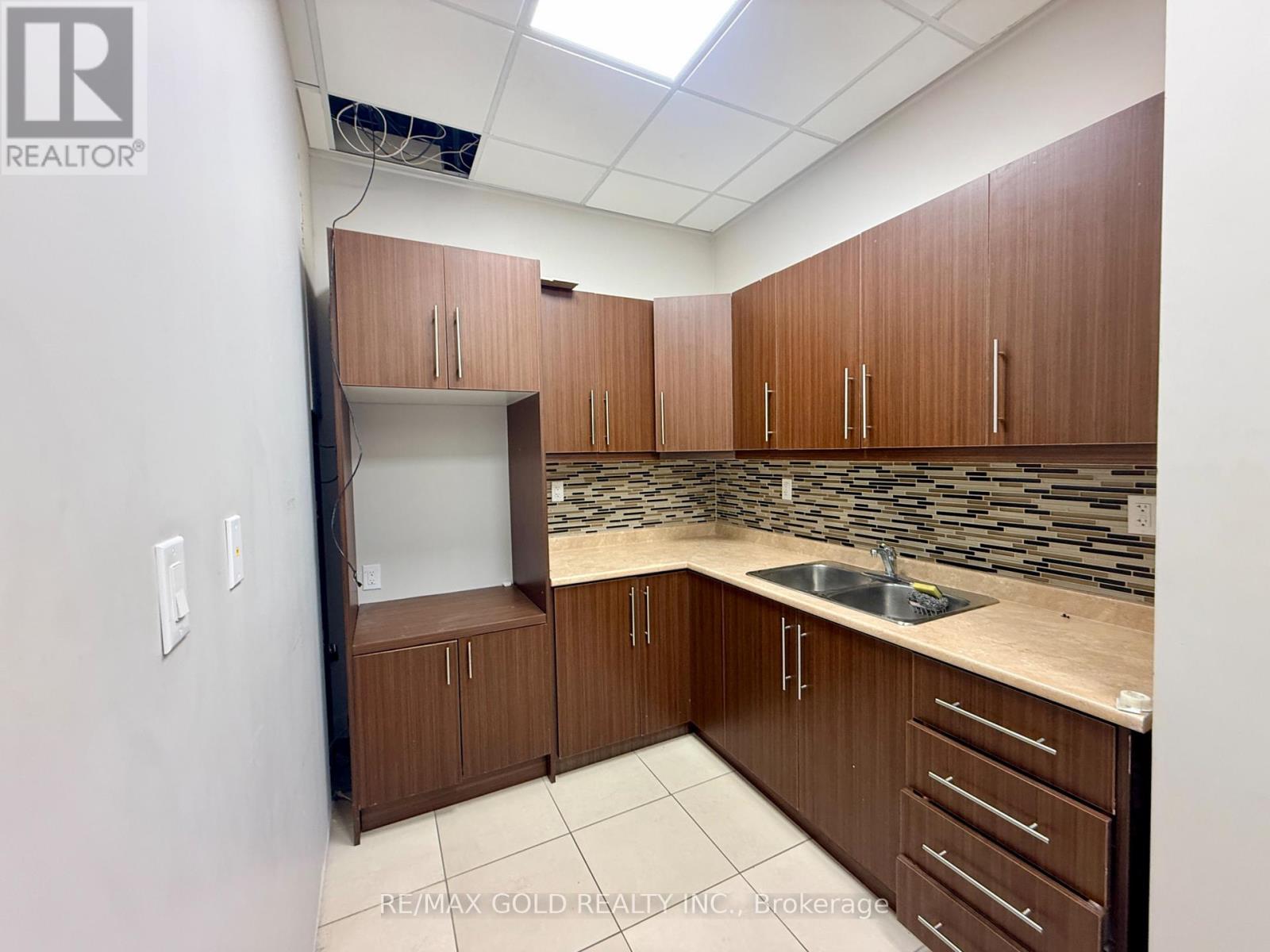 # 116 - 2980 Drew Road, Mississauga, Ontario  L4T 0A7 - Photo 9 - W13822398