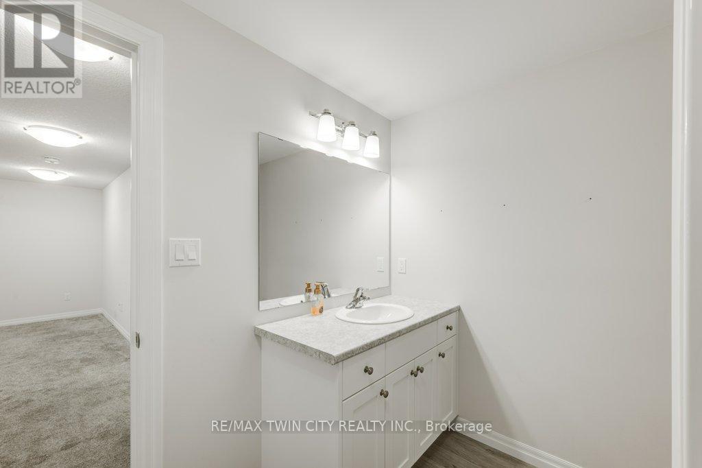 102 Livingston Drive, Tillsonburg, Ontario  N4G 0J3 - Photo 20 - X14098450