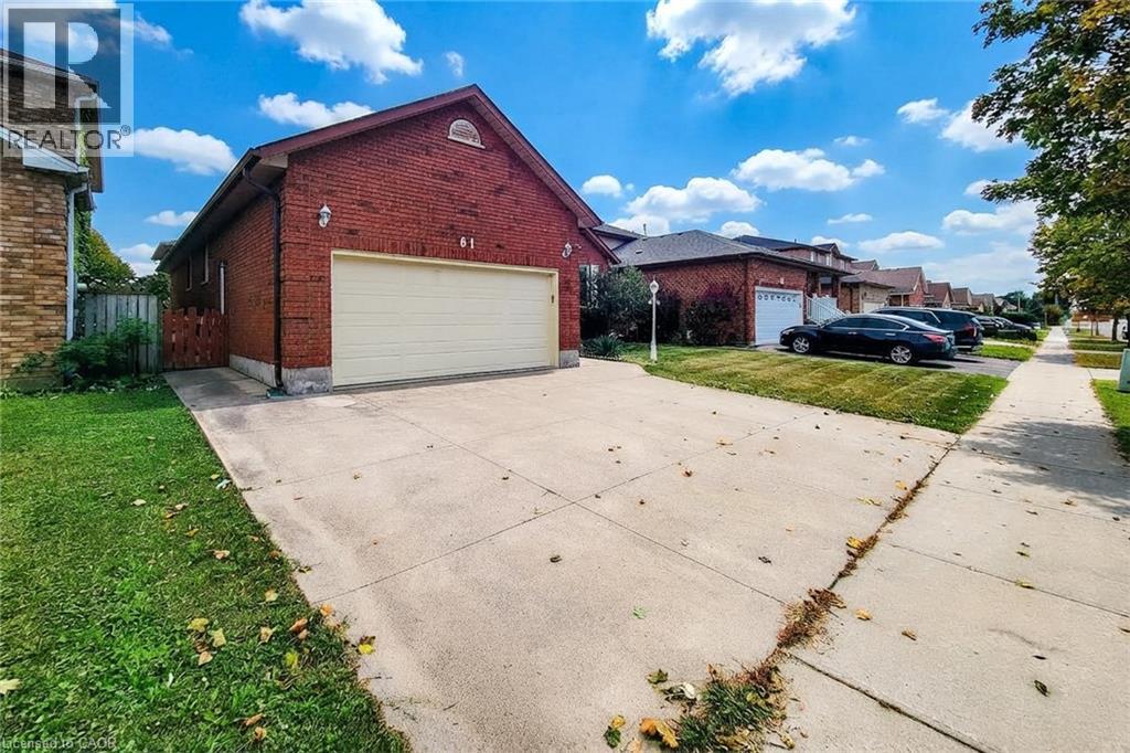 61 Highland Road, Stoney Creek, Ontario  L8J 2T7 - Photo 3 - 40868087