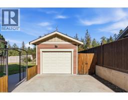922 Paret Crescent, Kelowna, British Columbia V1W 4X8 - Photo 35 - 10402861