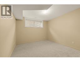922 Paret Crescent, Kelowna, British Columbia V1W 4X8 - Photo 31 - 10402861