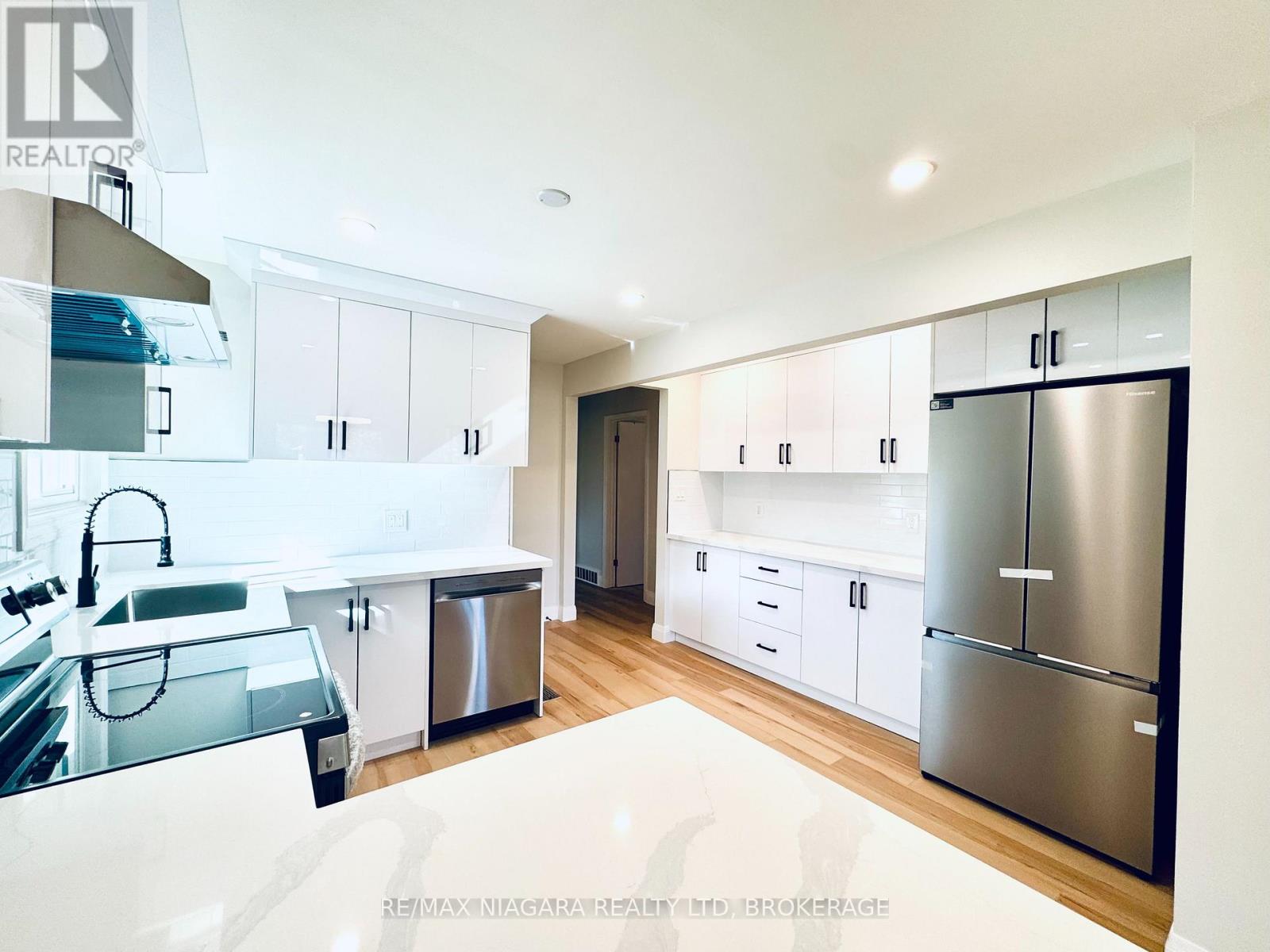 82 Regent Drive, St. Catharines, Ontario  L2M 3L7 - Photo 14 - X13836354