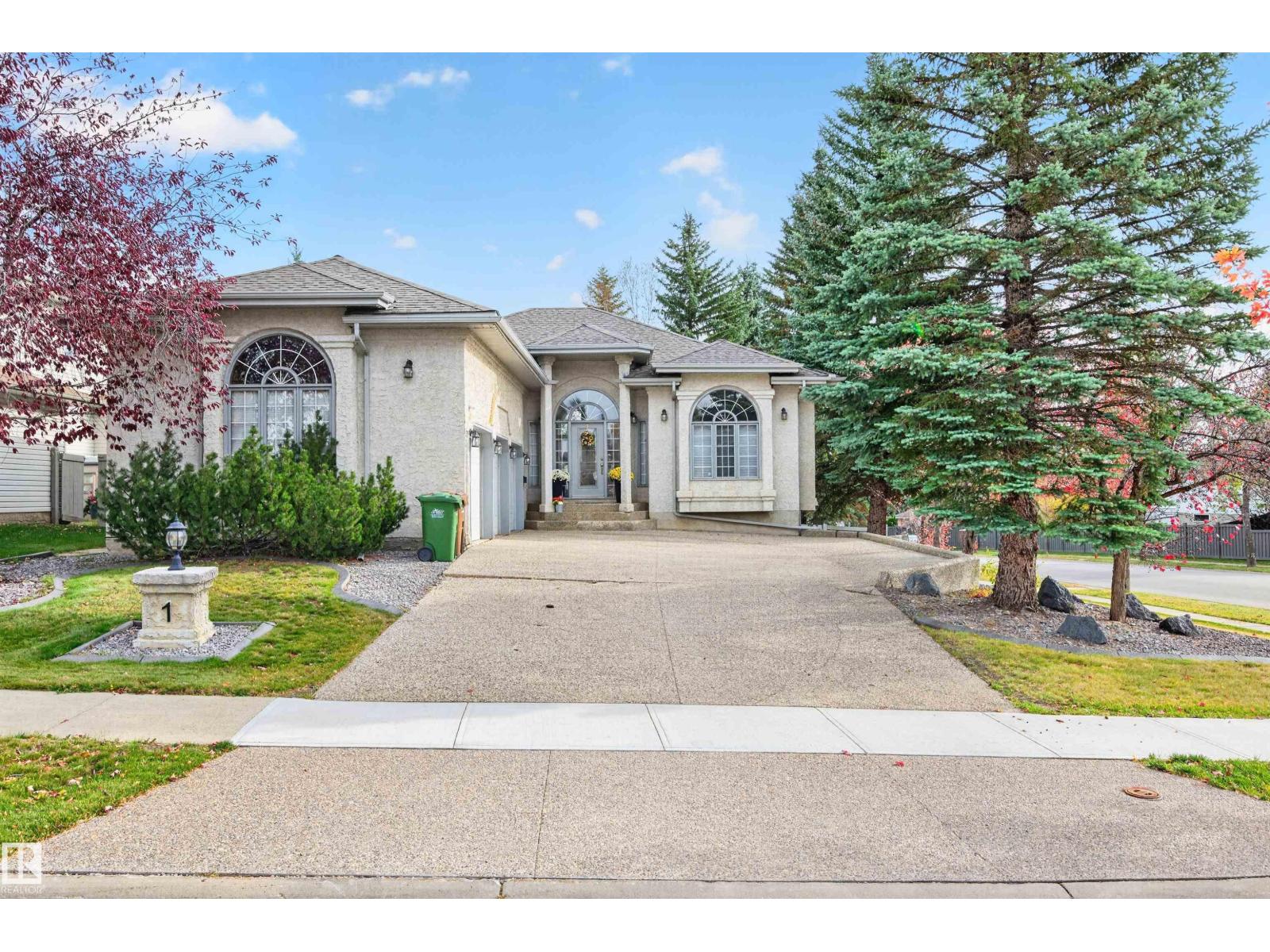 1 Onesti Pl, St. Albert, Alberta  T8N 6E5 - Photo 2 - E4513609