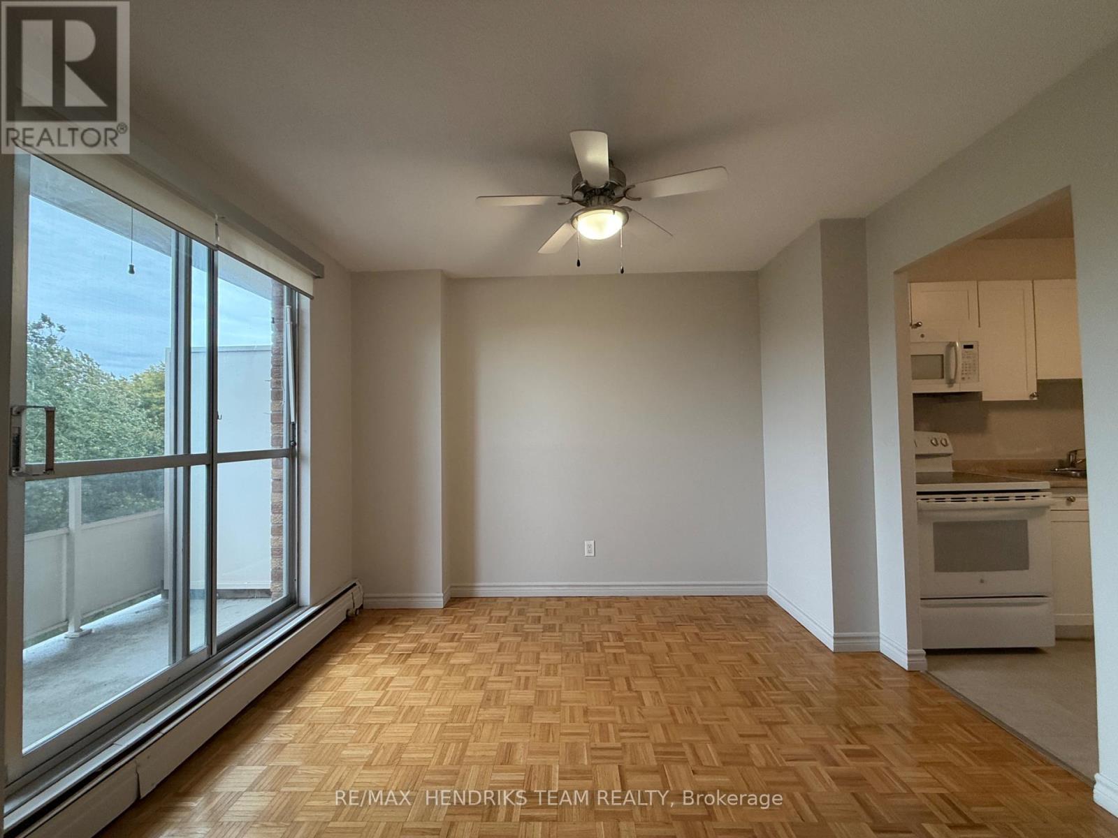 606 - 64 Windward Street, St. Catharines, Ontario  L2M 4H3 - Photo 4 - X14098598