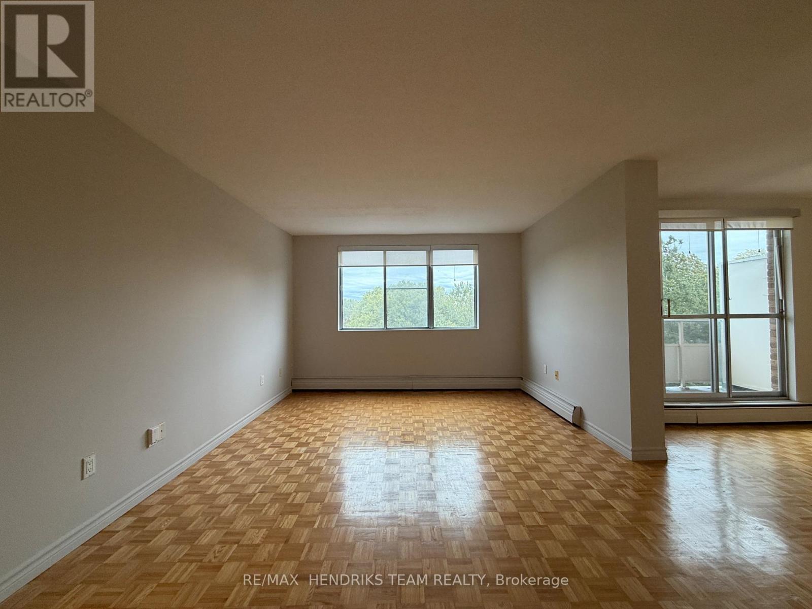 606 - 64 Windward Street, St. Catharines, Ontario  L2M 4H3 - Photo 5 - X14098598