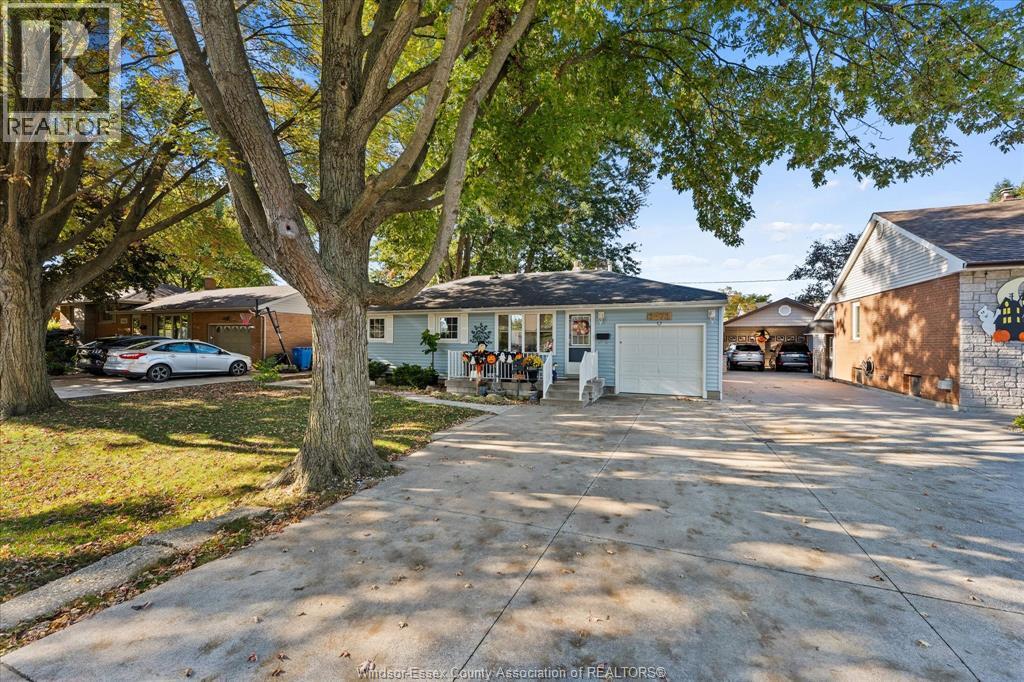 3473 Bliss, Windsor, Ontario  N8W 3B5 - Photo 5 - 26025769