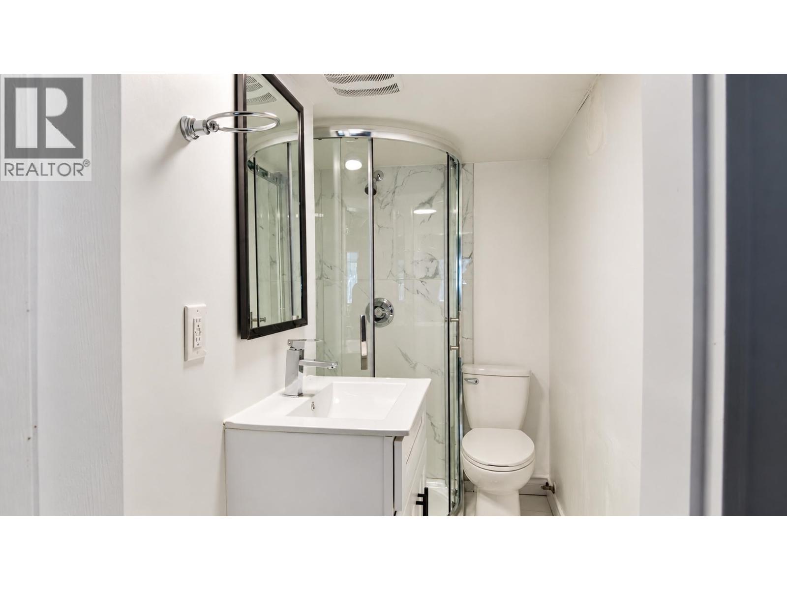 8620 Camden Crescent, Richmond, British Columbia  V7C 3G4 - Photo 24 - R3176914