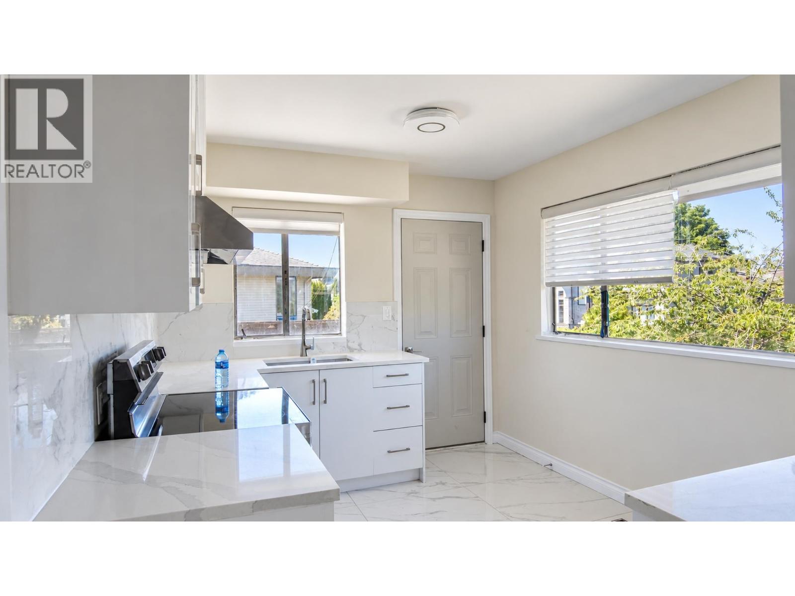 8620 Camden Crescent, Richmond, British Columbia  V7C 3G4 - Photo 25 - R3176914