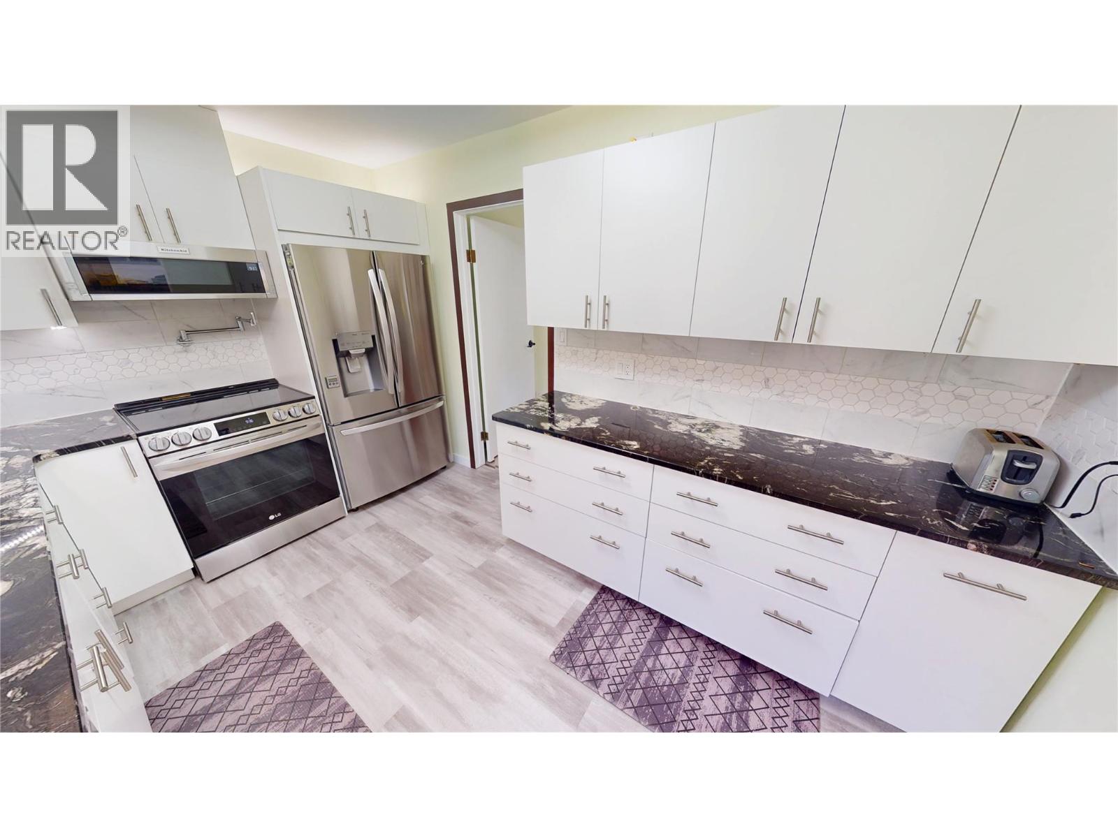 821 Westwood Drive, Cranbrook, British Columbia V1C 4H5 - Photo 14 - 10404073