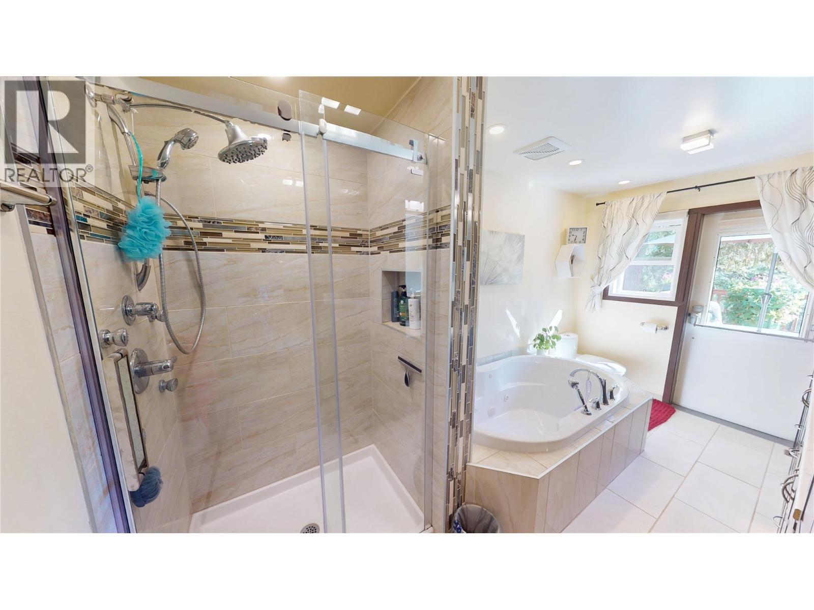 821 Westwood Drive, Cranbrook, British Columbia V1C 4H5 - Photo 21 - 10404073