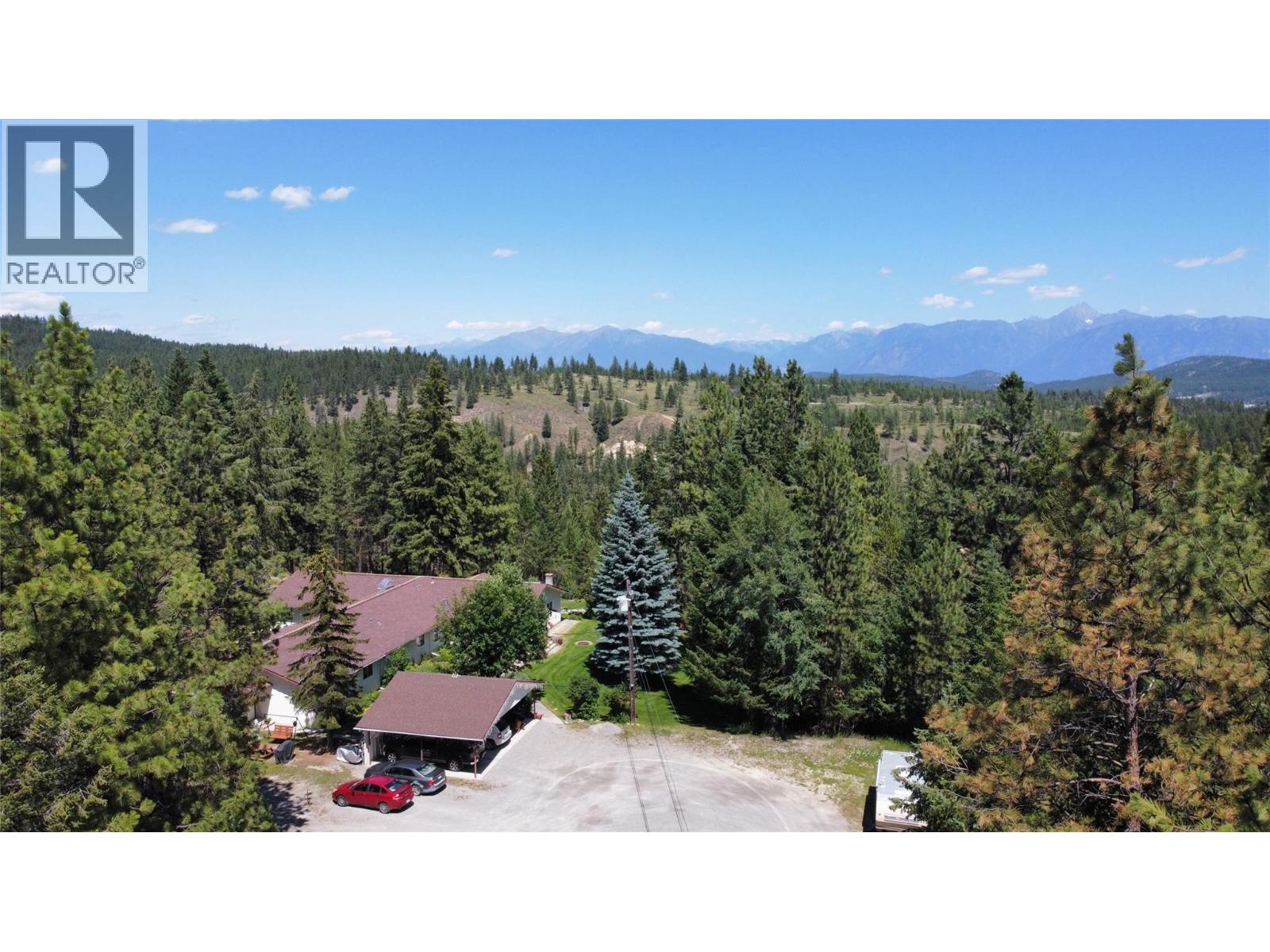 821 Westwood Drive, Cranbrook, British Columbia V1C 4H5 - Photo 3 - 10404073