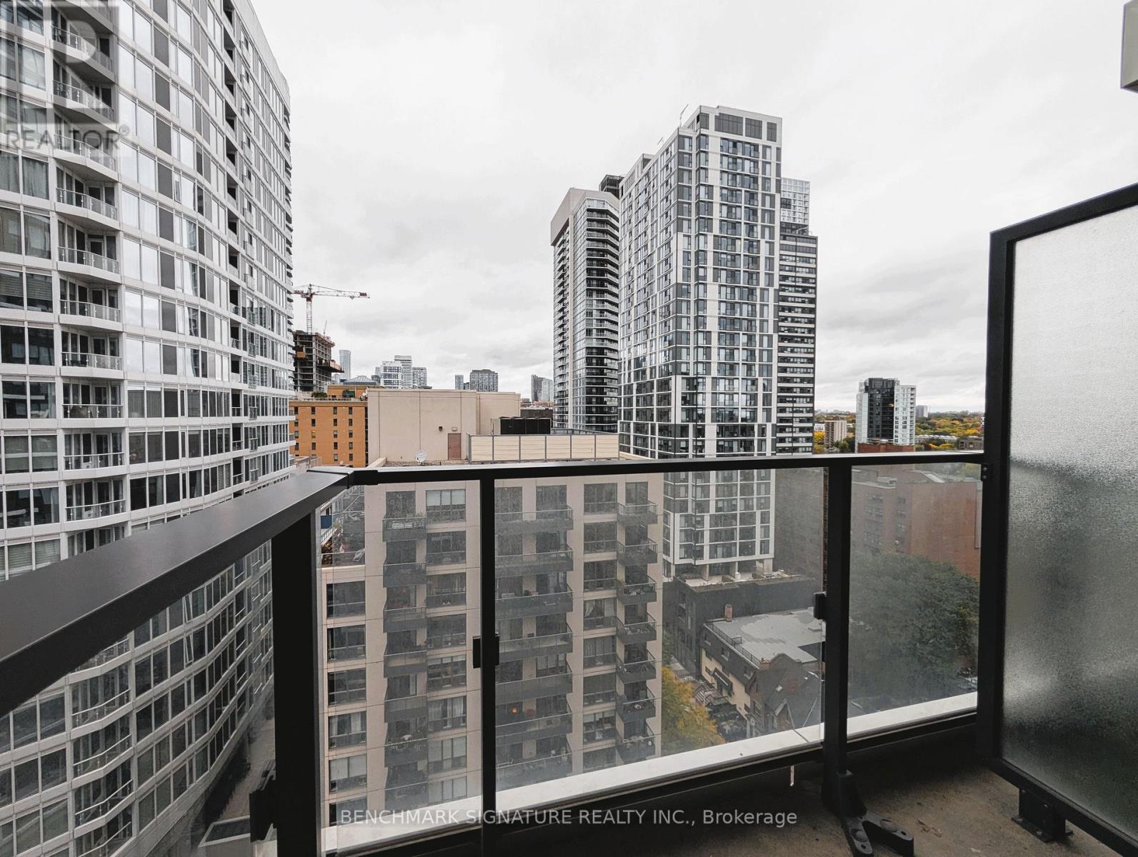 1812 - 77 Shuter Street, Toronto, Ontario  M5B 0B8 - Photo 12 - C14098744