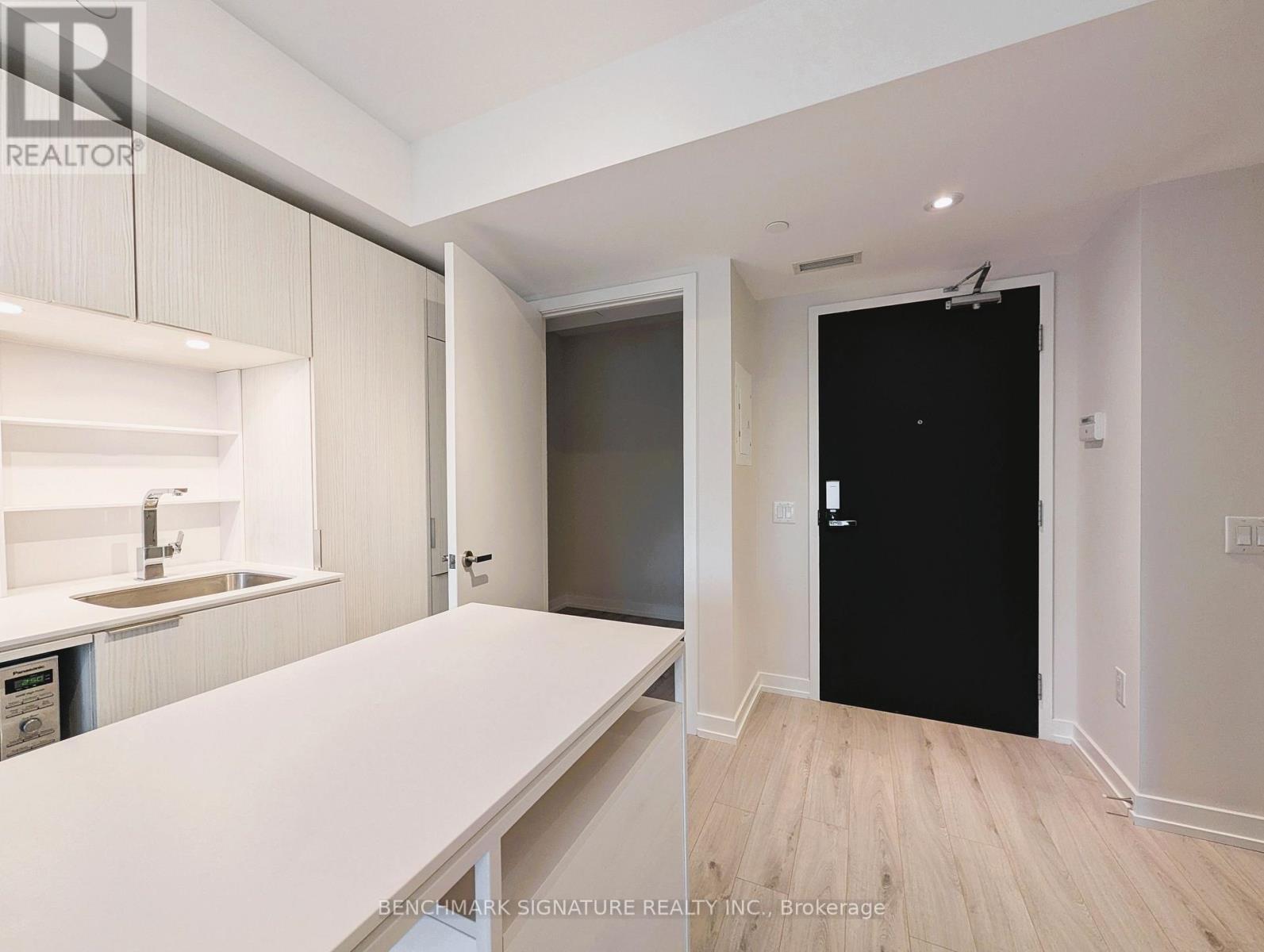 1812 - 77 Shuter Street, Toronto, Ontario  M5B 0B8 - Photo 4 - C14098744