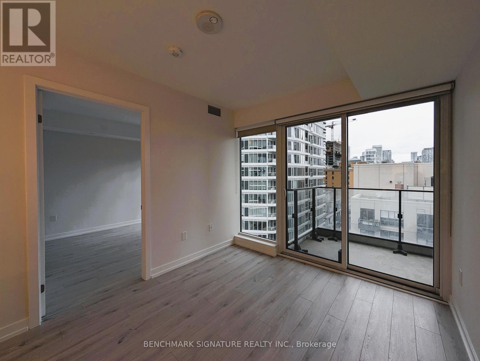 1812 - 77 Shuter Street, Toronto, Ontario  M5B 0B8 - Photo 8 - C14098744