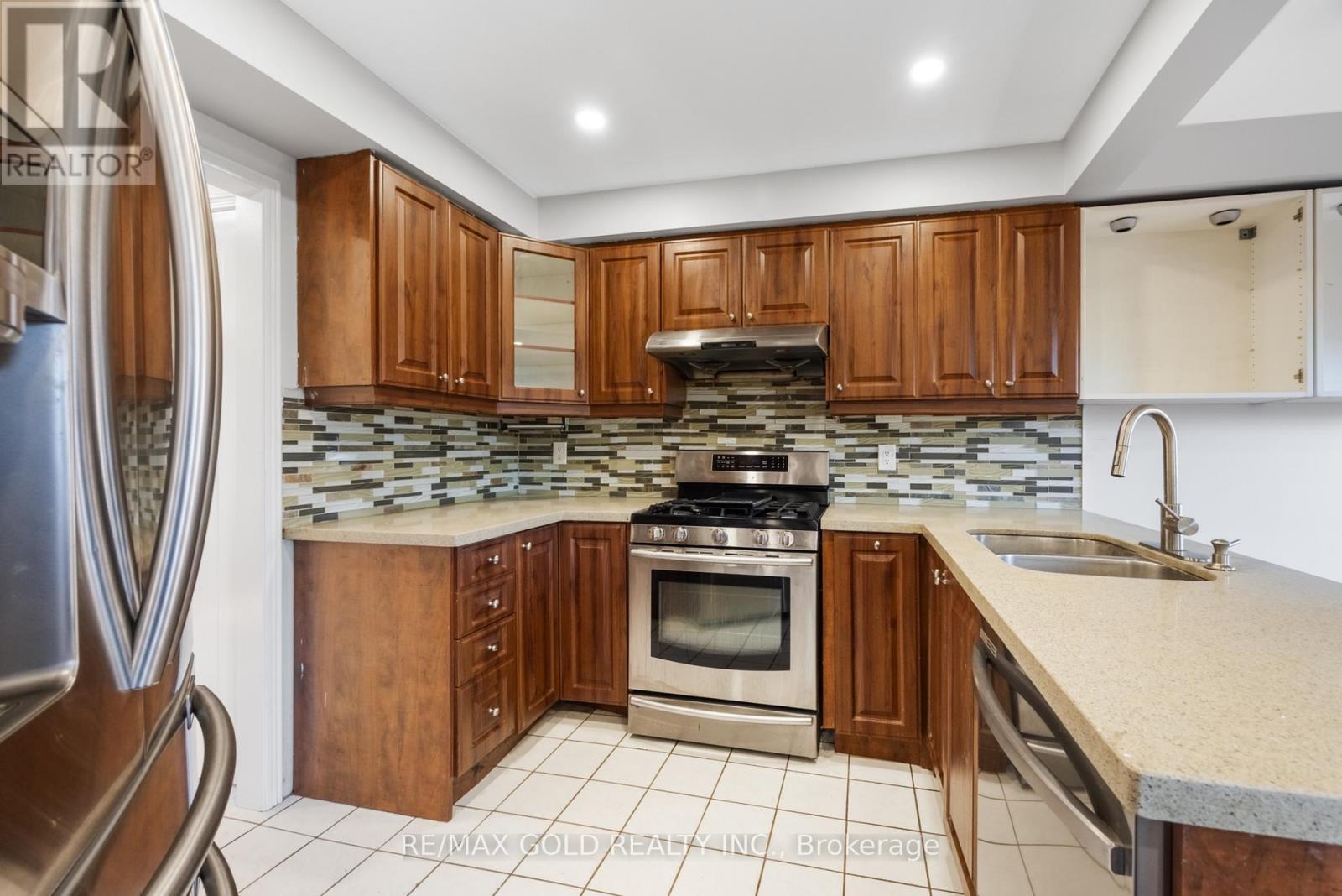 6942 Yarrow Avenue, Mississauga, Ontario  L5N 6Z9 - Photo 9 - W14094116
